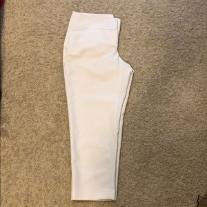Apt 9 white Capri dress pants